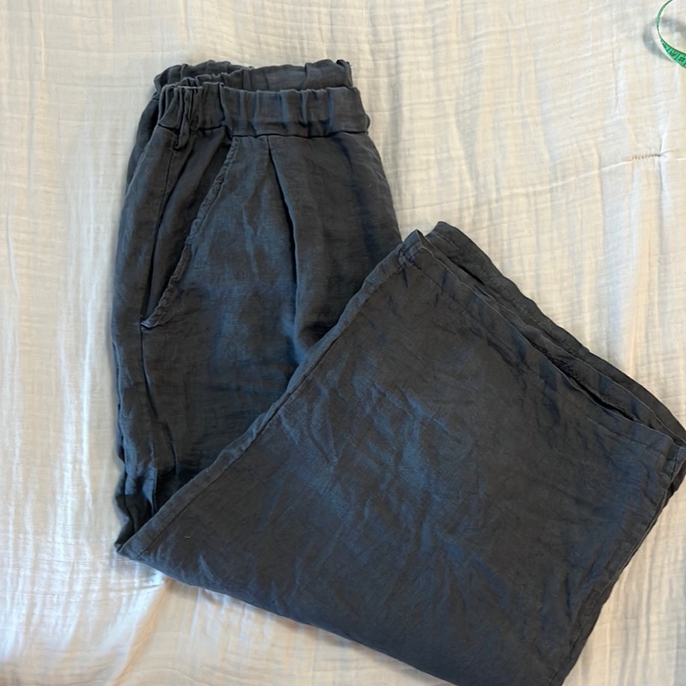Pistache linen pants